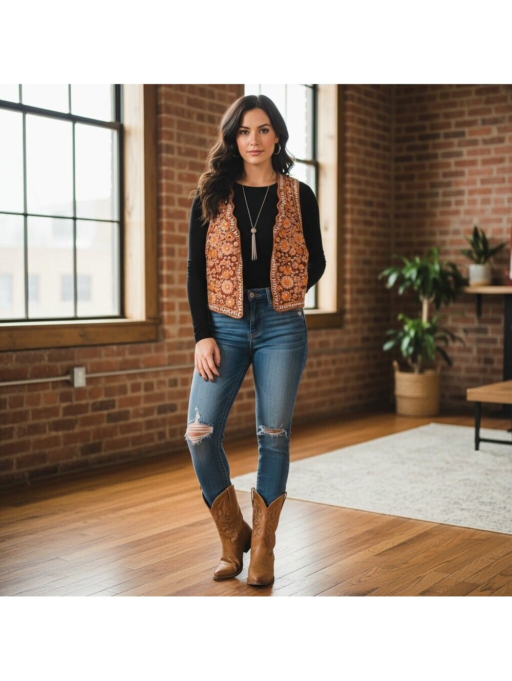 1527 - Shyanne Embroidered and mirrored vest- XL